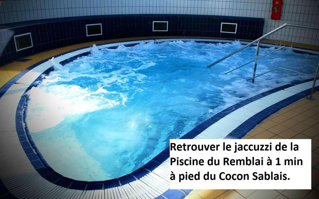 Tiny Studio Terrasse, Hypercentre La Plage A 2 Pas ! เลส์ซาบล์-โดล็อนน์ ภายนอก รูปภาพ